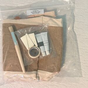 Annie’s craft kit tote bag.